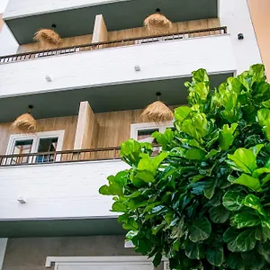 https://apt-casa-lyrata-comfort-design.hotelsinnerja.org